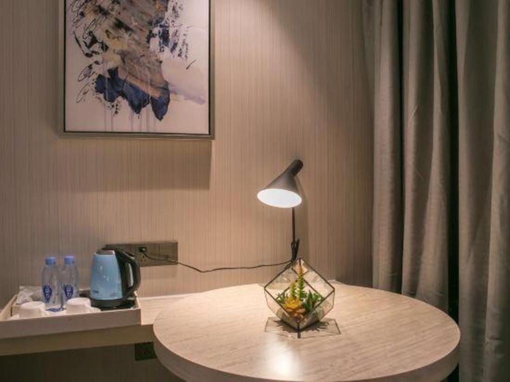 Echarm Hotel Yangjiang Baili Plaza Eksteriør billede