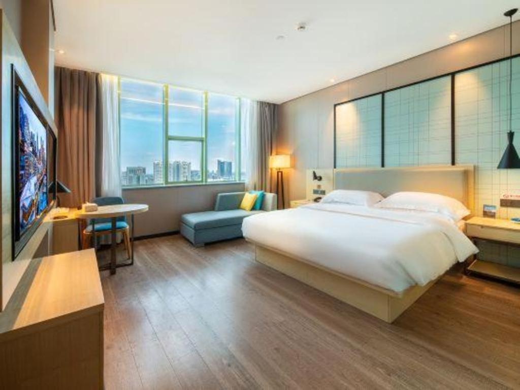 Echarm Hotel Yangjiang Baili Plaza Eksteriør billede