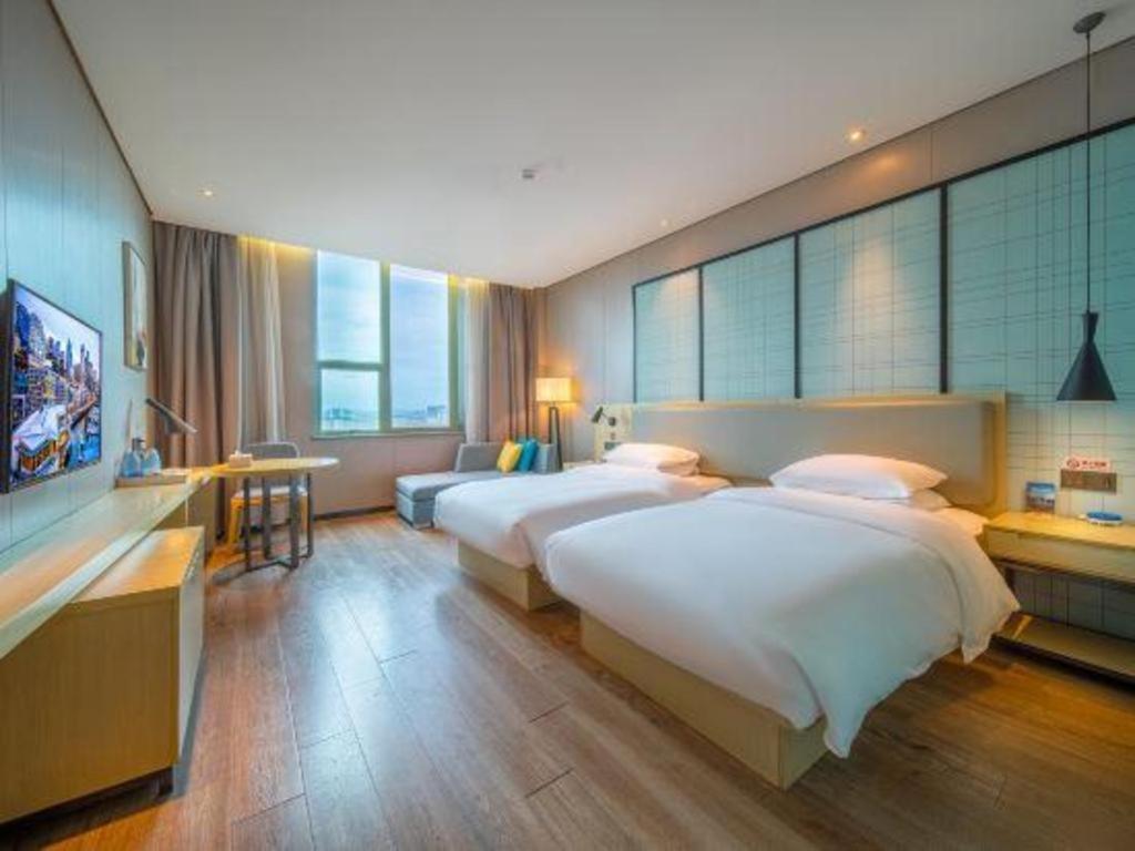 Echarm Hotel Yangjiang Baili Plaza Eksteriør billede